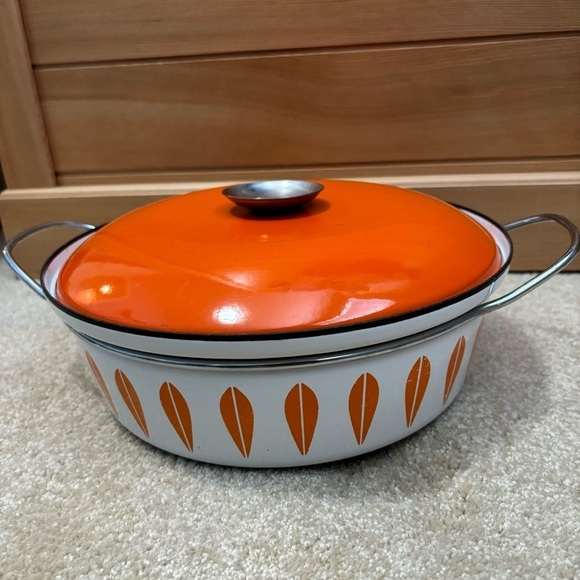 Vintage Cathrineholm Norway Lotus 10.5" Orange White Handle Saucepan with Lid - Picture 7 of 15